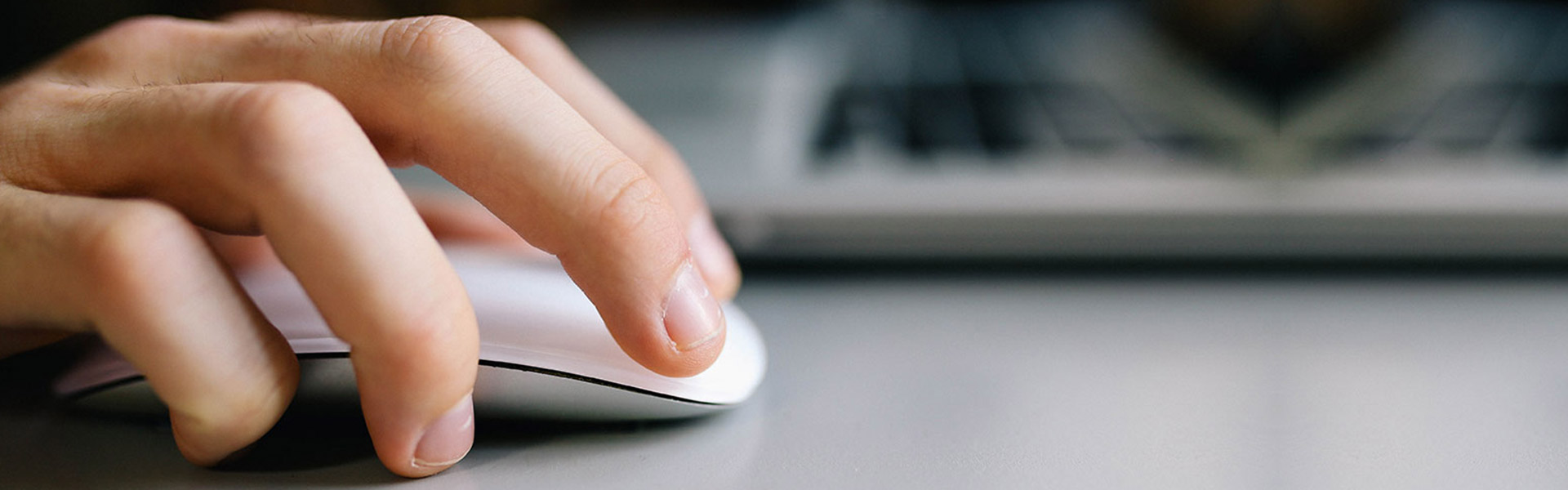 bg-computer-1920x600 - Infrascale Landing Page